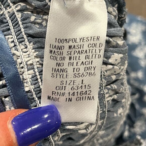 She + Sky Smocked High Waist Mini Skirt Blue Floral Print Size L - Picture 3 of 4